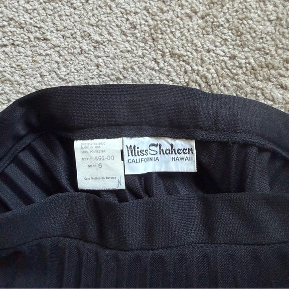 VTG ~ 1970s ~ Miss Shaheen ~ Black Accordion Pleat Maxi Skirt ~ Classic ~ Size 6 - Picture 4 of 4